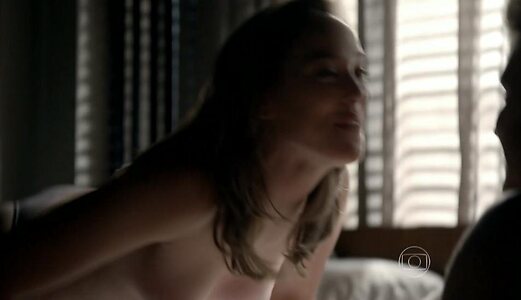 Adriana Birolli leaked photo #12