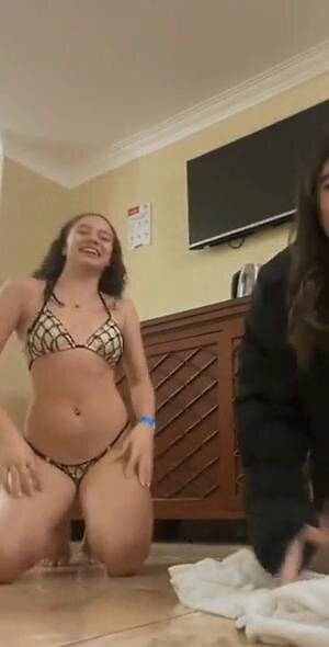 Adriana Campos-Salazar leaked photo #31