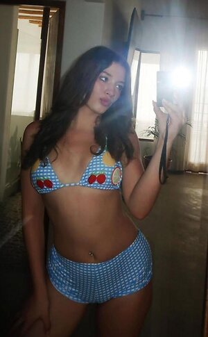 Adriana Campos-Salazar leaked photo #101