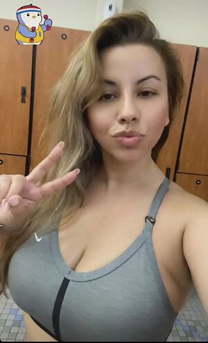 Adriana Jimenez leaked photo #32