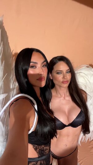 Adriana Lima collection leaked photo #9