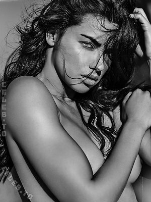 Adriana Lima photo
