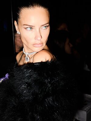 Adriana Lima leaked photo #200