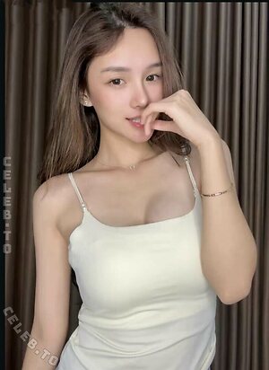 Adriana Suci leaked photo #4
