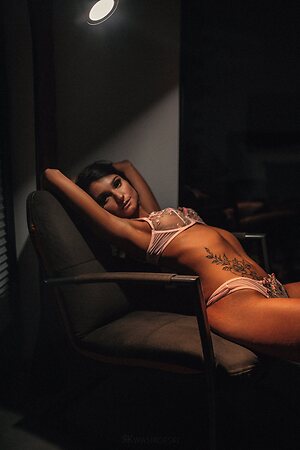 Adrianna Karkowsk@ leaked photo #10