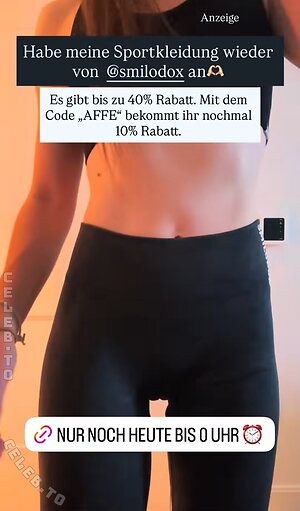 Affe auf Bike Nude Leaked Photo #17