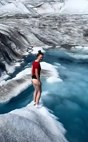 Affe auf Bike Nude Leaked Photo #57