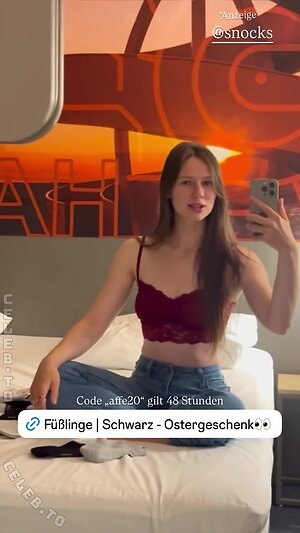 Affe auf Bike Nude Leaked Photo #62