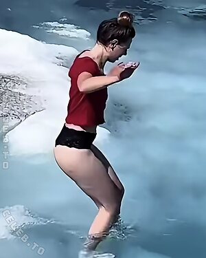 Affe auf Bike Nude Leaked Photo #71