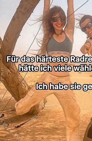 Affe auf Bike photo