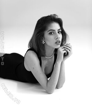 Agata Migdalek Nude Leaked Photo #6