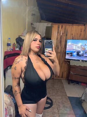 Agustina Nude Leaked Photo #23