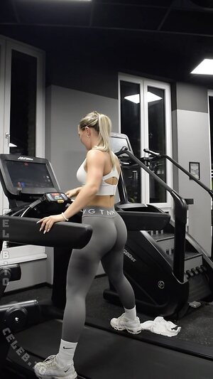 Aileen.kxs Nude Leaked Photo #5