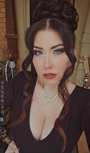 Ailenax Nude Leaked Photo #3