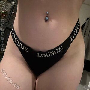 Aimee Townsend Nude Leaked Photo #3