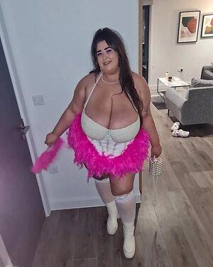 Aimee T's