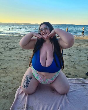 Aimee T's leaked photo #3