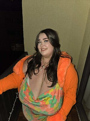 Aimee T's Nude Leaked Photo #59
