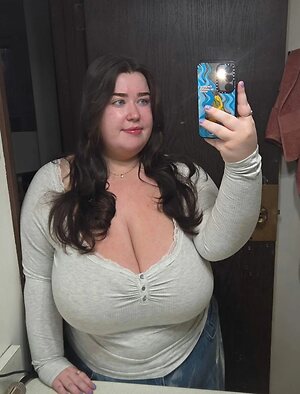 Aimee T's
