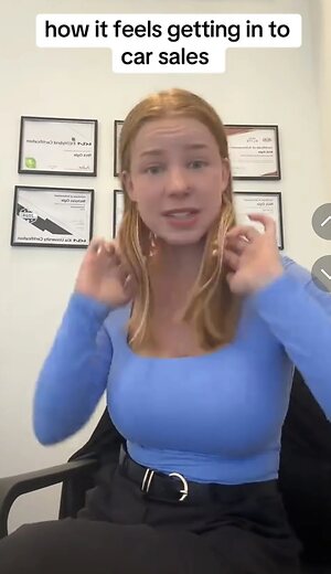 Ainsley Nude Leaked Photo #4