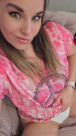 Aische Pervers Nude Leaked Photo #47