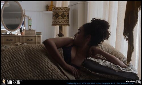 Aisha Dee Nude Leaked Photo #9