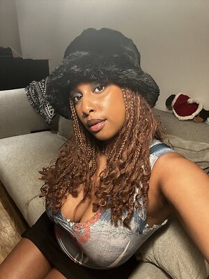 Aisha leaked photo #10