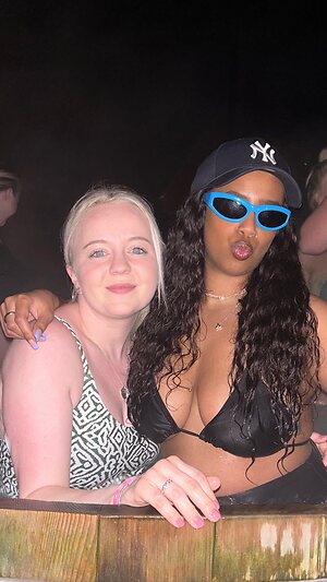 Aisha leaked photo #20