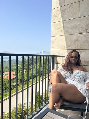 Aisha leaked photo #21