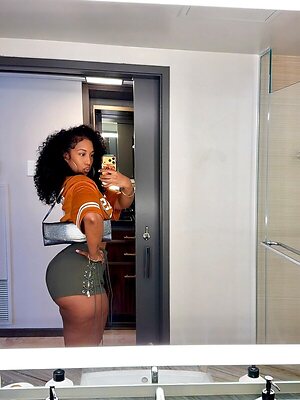 AishaaaMarie leaked photo #6