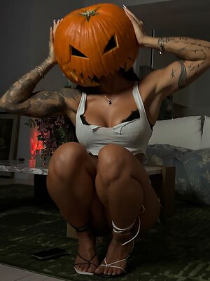 alaina_elliss