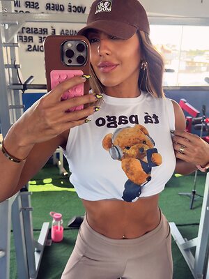 Alane Pereira leaked photo #23