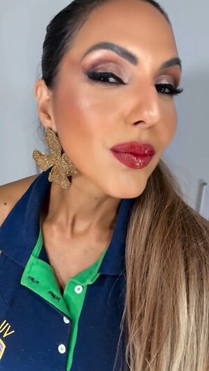 Alane Pereira leaked photo #38