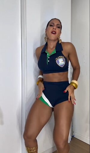 Alane Pereira leaked photo #39