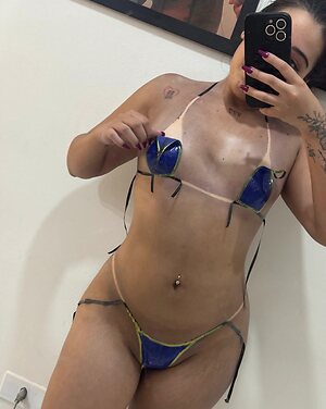 alannis vieira leaked photo #3