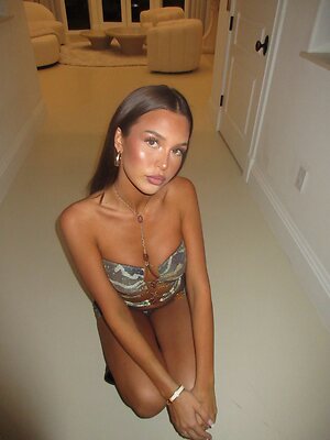 Alarah Riesse leaked photo #19