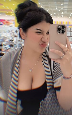Aldila Gustaf Frins leaked photo #4