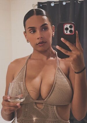 Aleighagloriamay leaked photo #11