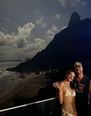 Alessandra Ambrosio in bikini
