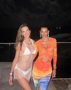 Alessandra Ambrosio in bikini leaked photo #56