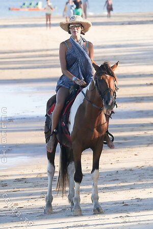 Alessandra Ambrosio Nude Leaked Photo #247