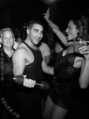 Alessandra Ambrosio Nude Leaked Photo #523