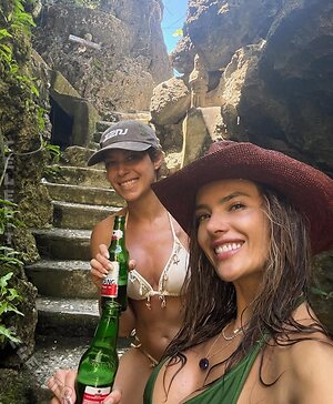 Alessandra Ambrosio Nude Leaked Photo #631