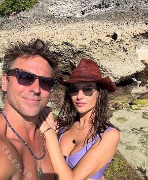 Alessandra Ambrosio photo