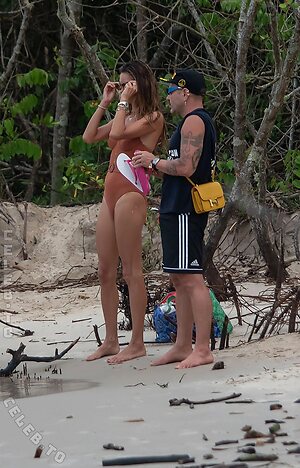 Alessandra Ambrosio photo