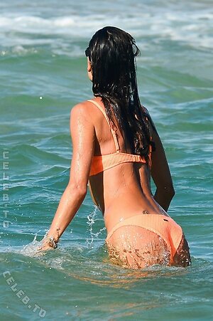 Alessandra Ambrosio Nude Leaked Photo #1435