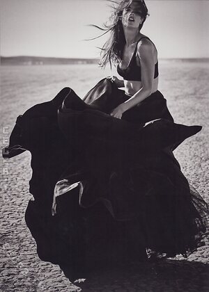 Alessandra Ambrosio photo