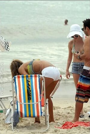Alessandra Ambrosio leaked photo #2196