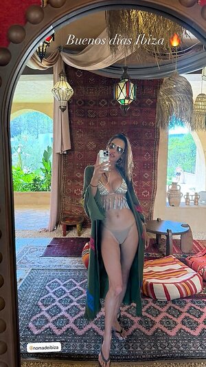 Alessandra Ambrosio leaked photo #2209