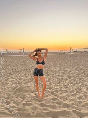 Alessandra Ambrosio leaked photo #2230